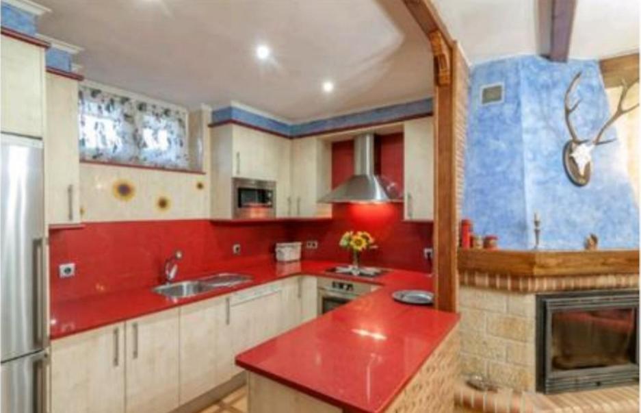 Alojamientos Marte Habitacion Con Bano Торрелавега Экстерьер фото